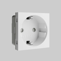 Розетка на 2 модуля с заземлением и шторками Werkel белый W1171160