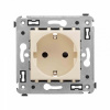 Розетка 220v c/з и шторками ванильная дымка DKC Avanti 4405003